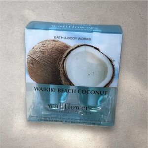 Bath & Body Works Waikiki Beach Coconut Wallflowers Refills